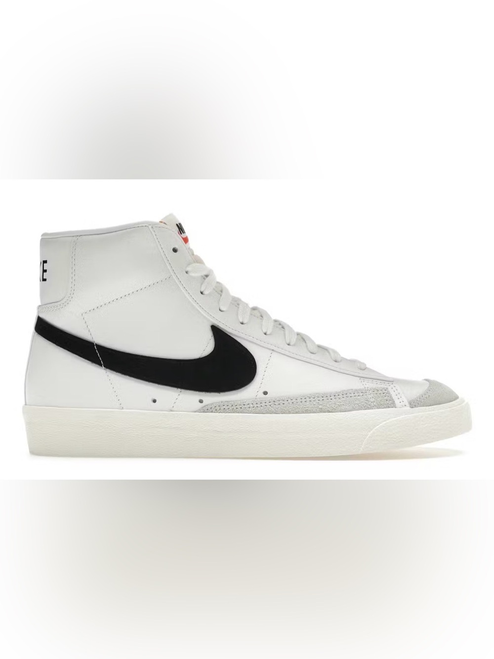 Nike Blazer Mid 77 Vintage in White Black | Size 11.5